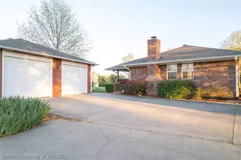 Exterior - 8703 Steep Hill Rd, Fort Smith, AR 72916 photo 9 of 16