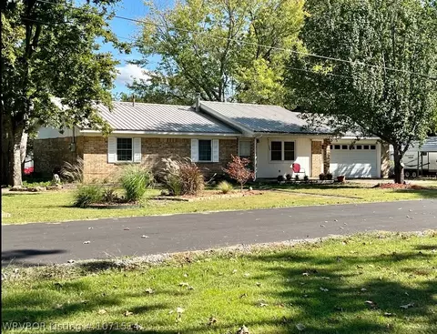 220 Carter Ave, Mulberry, AR 72947