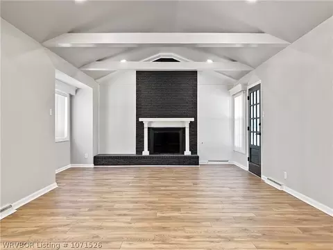 Living - 1007 N 58th Ter, Fort Smith, AR 72904 photo 1 of 1