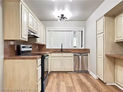 Kitchen - 1007 N 58th Ter, Fort Smith, AR 72904 photo 1 of 4