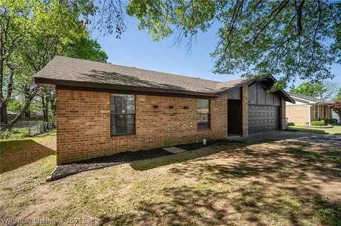 Exterior - 5804 Fresno Ter, Fort Smith, AR 72903 photo 8 of 8
