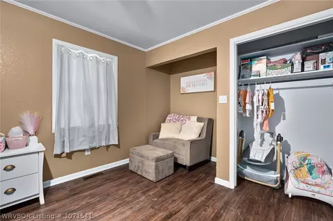Bedroom - 319 E Mary St, Paris, AR 72855 photo 6 of 9