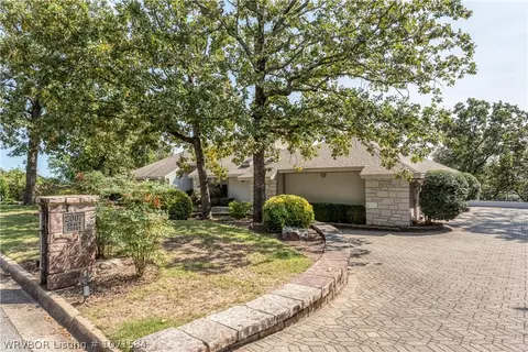 Exterior - 2007 Grace Ct, Fort Smith, AR 72903 photo 6 of 9