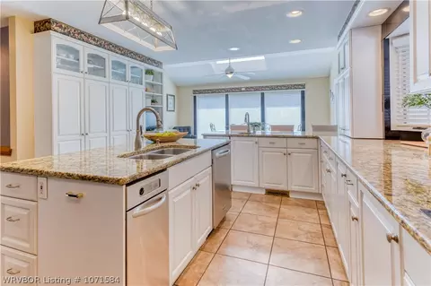 Kitchen - 2007 Grace Ct, Fort Smith, AR 72903 photo 2 of 7
