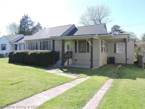 Exterior - 3723 Victory Cir, Fort Smith, AR 72904 photo 3 of 5