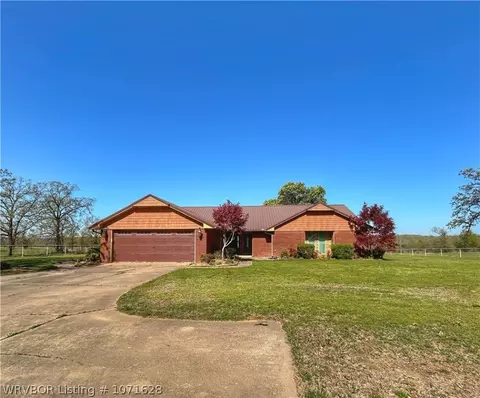 471503 E 1086 Rd, Muldrow, OK 74948
