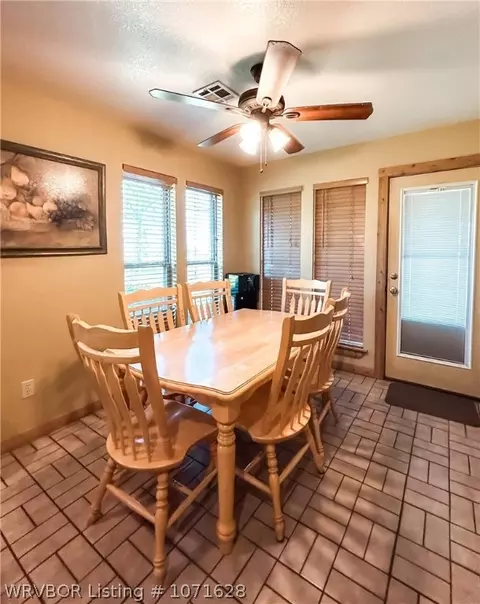 Dining - 471503 E 1086 Rd, Muldrow, OK 74948 photo 1 of 1