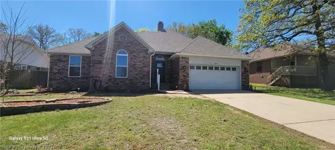 3604 Glen Flora Way, Fort Smith, AR 72908