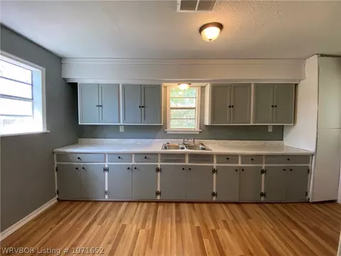 Kitchen - 204 Choctaw St, Hackett, AR 72937 photo 1 of 3