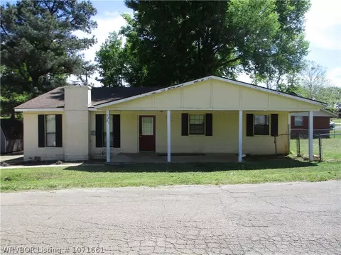 1201 Reynolds, Poteau, OK 74953