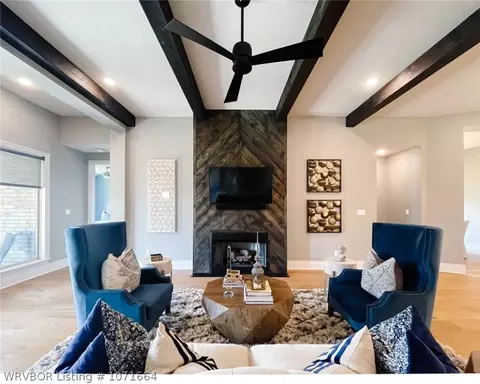 Living - 7208 Forest Cyn, Fort Smith, AR 72916 photo 5 of 5