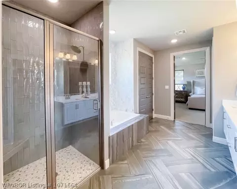 Bath - 7208 Forest Cyn, Fort Smith, AR 72916 photo 5 of 8