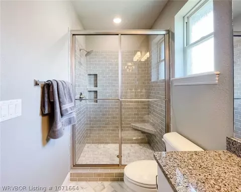 Bath - 7208 Forest Cyn, Fort Smith, AR 72916 photo 2 of 8