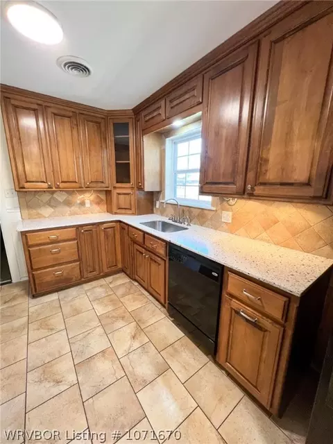 Kitchen - 1011 N 3rd St, Paris, AR 72855 photo 3 of 3