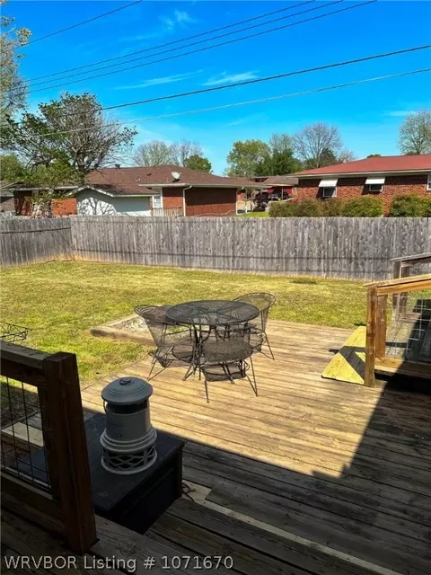 Exterior - 1011 N 3rd St, Paris, AR 72855 photo 3 of 7