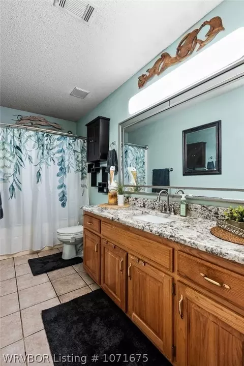 Bath - 6805 Blackjack Dr, Fort Smith, AR 72916 photo 3 of 3
