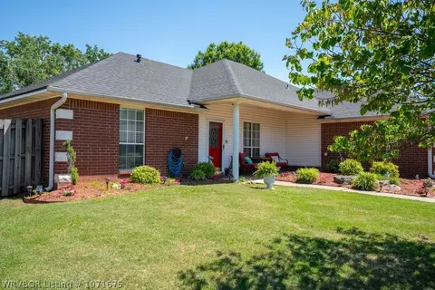 Exterior - 6805 Blackjack Dr, Fort Smith, AR 72916 photo 10 of 24
