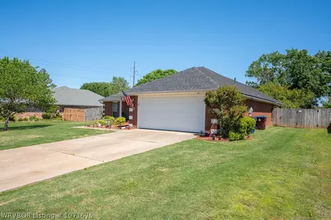 Exterior - 6805 Blackjack Dr, Fort Smith, AR 72916 photo 13 of 24
