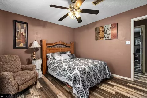 Bedroom - 6805 Blackjack Dr, Fort Smith, AR 72916 photo 5 of 6