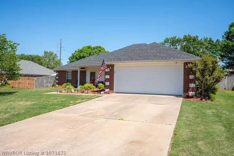 Exterior - 6805 Blackjack Dr, Fort Smith, AR 72916 photo 14 of 24