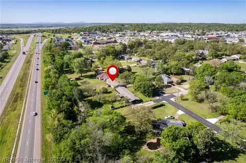 View/Area - 1709 Burnham Rd, Fort Smith, AR 72903 photo 1 of 2