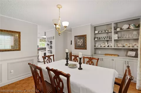 Dining - 2801 Glen Flora, Fort Smith, AR 72908 photo 3 of 3