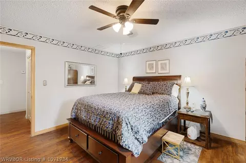 Bedroom - 2801 Glen Flora, Fort Smith, AR 72908 photo 8 of 10