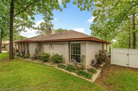 Exterior - 2801 Glen Flora, Fort Smith, AR 72908 photo 2 of 15