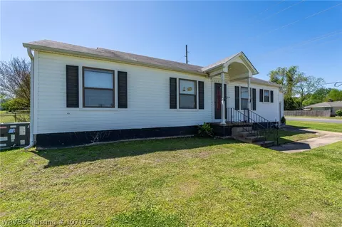 Exterior - 5408 Park Ave, Fort Smith, AR 72903 photo 3 of 10