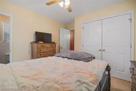 Bedroom - 5408 Park Ave, Fort Smith, AR 72903 photo 2 of 5