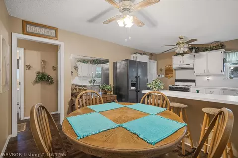 Dining - 5408 Park Ave, Fort Smith, AR 72903 photo 2 of 2