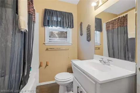 Bath - 5408 Park Ave, Fort Smith, AR 72903 photo 4 of 4