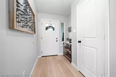 Entry Way - 7001 Crossover Cir, Fort Smith, AR 72916 photo 1 of 3