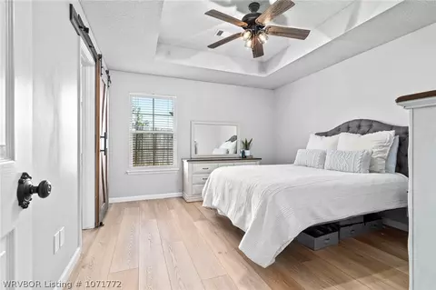 Bedroom - 7001 Crossover Cir, Fort Smith, AR 72916 photo 6 of 8