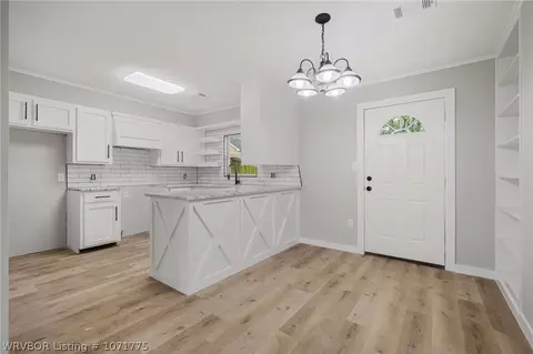 Kitchen - 3805 Ridgeway Dr, Fort Smith, AR 72904 photo 1 of 5