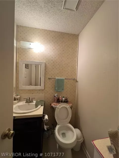 Bath - 4612 Johnson St, Fort Smith, AR 72904 photo 1 of 2