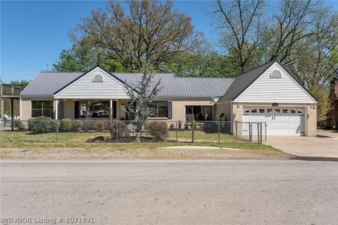 Exterior - 108 1st St, Ozark, AR 72949 photo 1 of 14