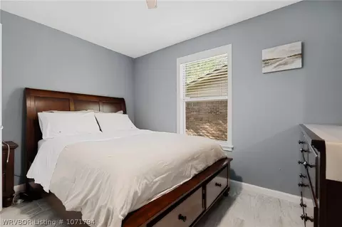 Bedroom - 1508 14th Cir, Barling, AR 72923 photo 5 of 8