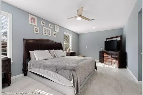 Bedroom - 1508 14th Cir, Barling, AR 72923 photo 6 of 8
