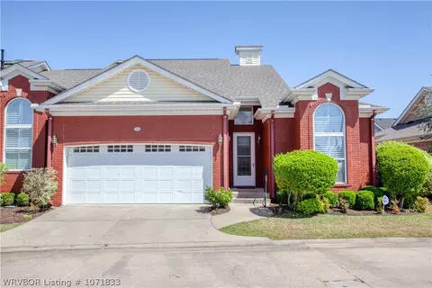 jeffrey way #10, Fort Smith, AR 72903