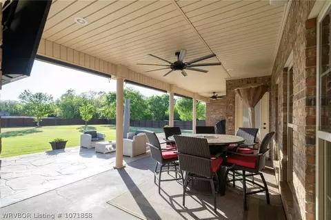 Exterior - 11600 Maple Park Dr, Fort Smith, AR 72916 photo 3 of 8