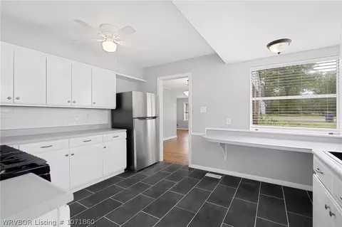 Kitchen - 2125 S S St, Fort Smith, AR 72901 photo 2 of 3