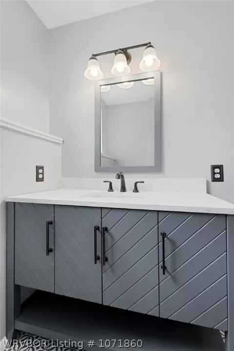 Bath - 2125 S S St, Fort Smith, AR 72901 photo 3 of 5
