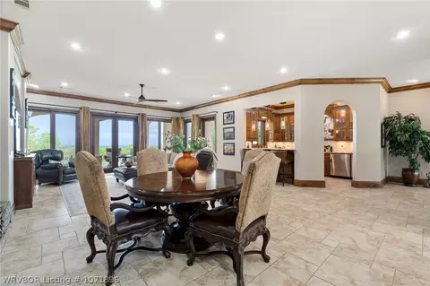 Dining - 4107 Spring Mountain Dr, Fort Smith, AR 72916 photo 2 of 2