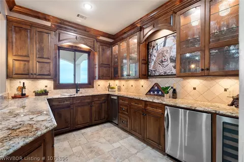 Kitchen - 4107 Spring Mountain Dr, Fort Smith, AR 72916 photo 1 of 8