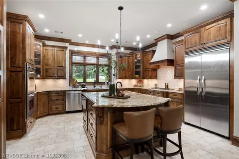 Kitchen - 4107 Spring Mountain Dr, Fort Smith, AR 72916 photo 3 of 8