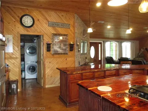 Bath - 919 Ferry Rd, Ozark, AR 72949 photo 2 of 8