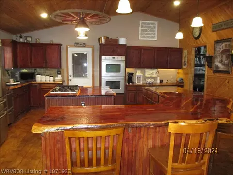 Kitchen - 919 Ferry Rd, Ozark, AR 72949 photo 4 of 5