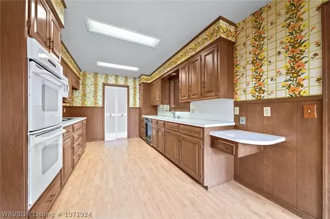 Kitchen - 7501 Westminster Pl, Fort Smith, AR 72903 photo 5 of 5