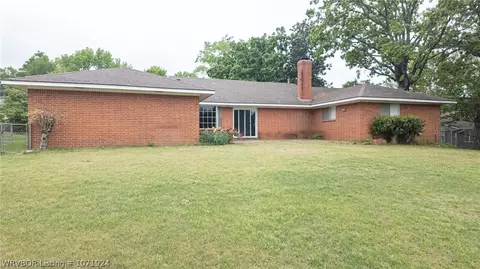 Exterior - 7501 Westminster Pl, Fort Smith, AR 72903 photo 9 of 13